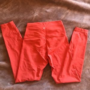 🧡🍑✴️ Lululemon Wunder Train HR leggings, size 6, orange, excellent condition!
